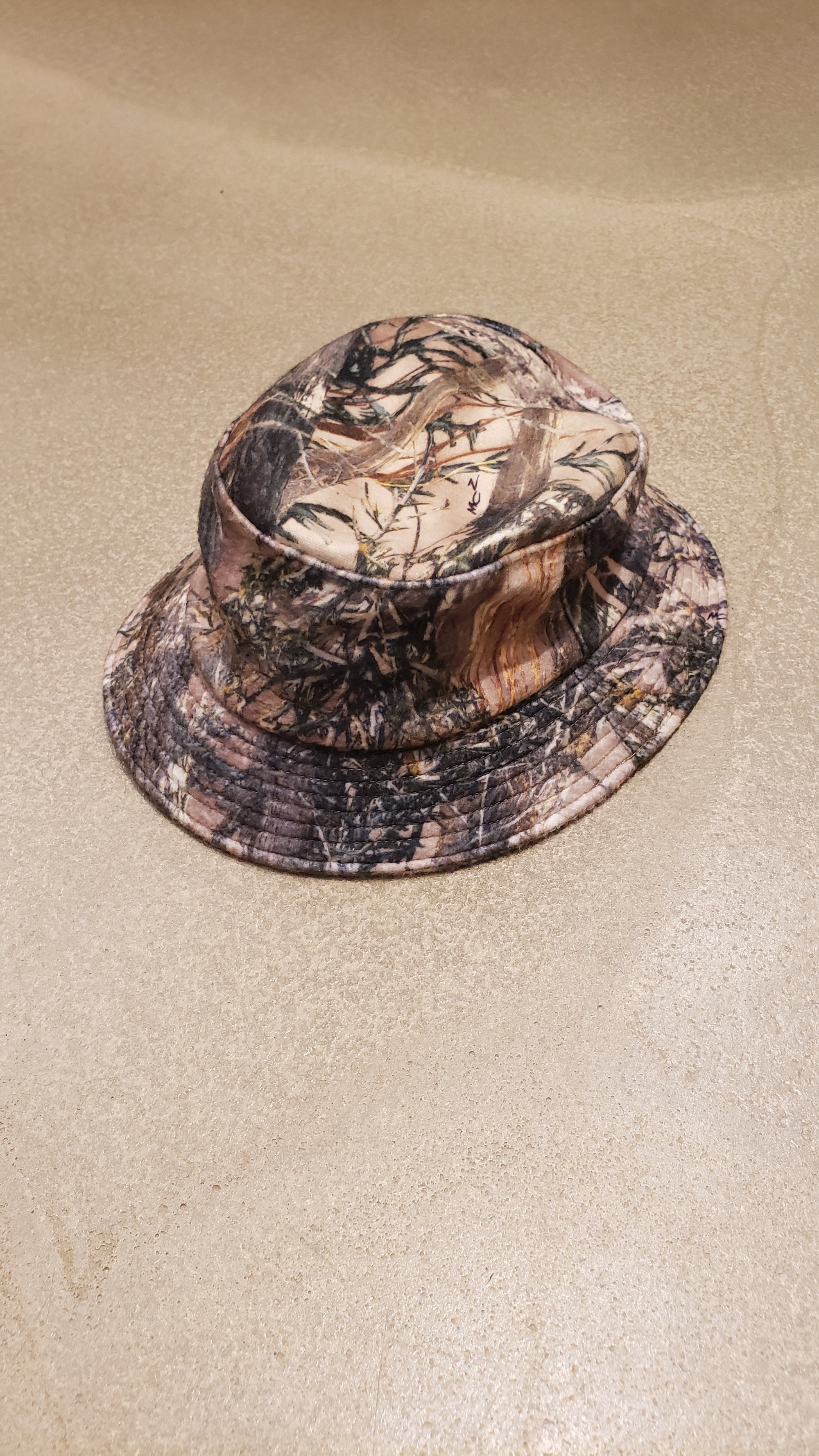 real tree camo bucket hat